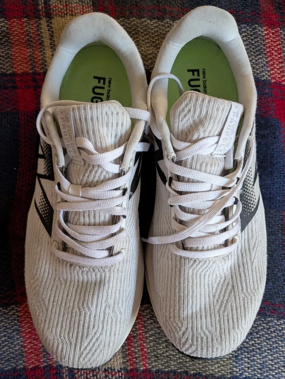 New Balance unisex wide